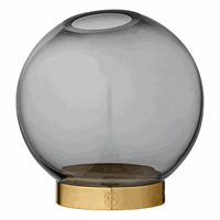 AYTM - Globe vas på fot - small - svart/mässing