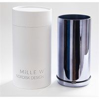 MiLLE W NORDISK DESIGN - Ljuslykta/Vas i large (Svart) 