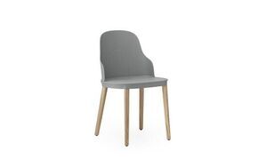 Normann Copenhagen - Form stol - svart/ek